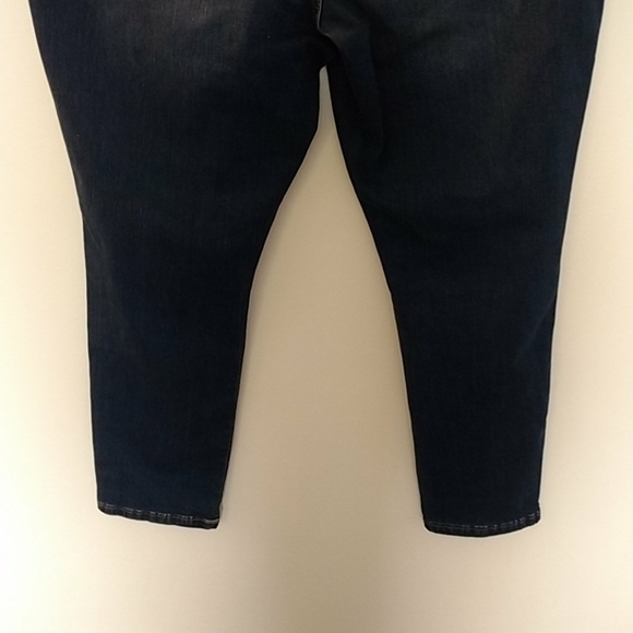 Universal Thread  Dark Wash Denim Jeggings - Picture 8 of 12